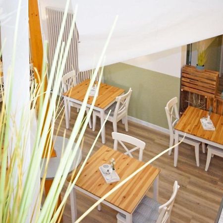 F-1010 Strandhaus Moenchgut Bed&Breakfast Dz 37 Strandnah, Inkl Fruehstueck Lobbe Eksteriør bilde