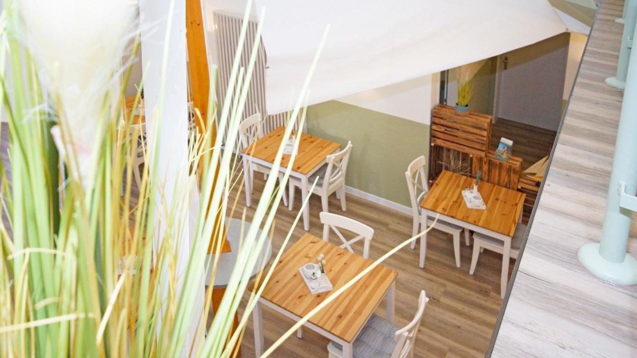 F-1010 Strandhaus Moenchgut Bed&Breakfast Dz 37 Strandnah, Inkl Fruehstueck Lobbe Eksteriør bilde